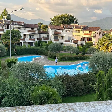 Oasi Sole Laghi With Pool Apartmán Brebbia
